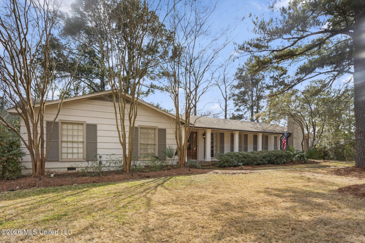 2245 N Cheryl Drive, Jackson, MS 39211 Main Photo