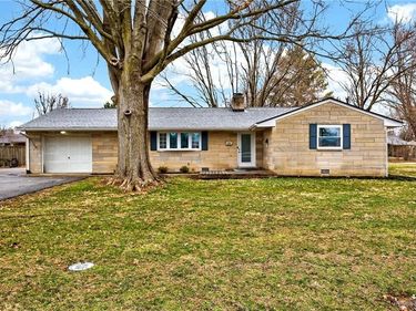 60 Rosewood Drive, Springboro, OH 45066