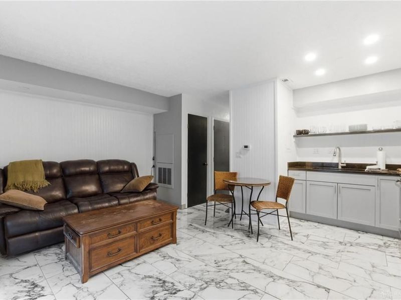 7815 N Main, Unit 24, Dayton, OH 45415 Photo 9