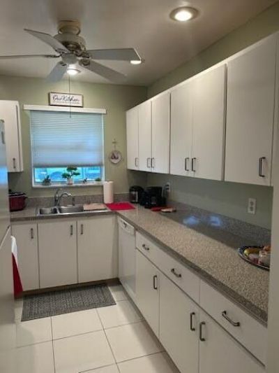 201 Country Lane, Unit B, Boynton Beach, FL 33435 Photo