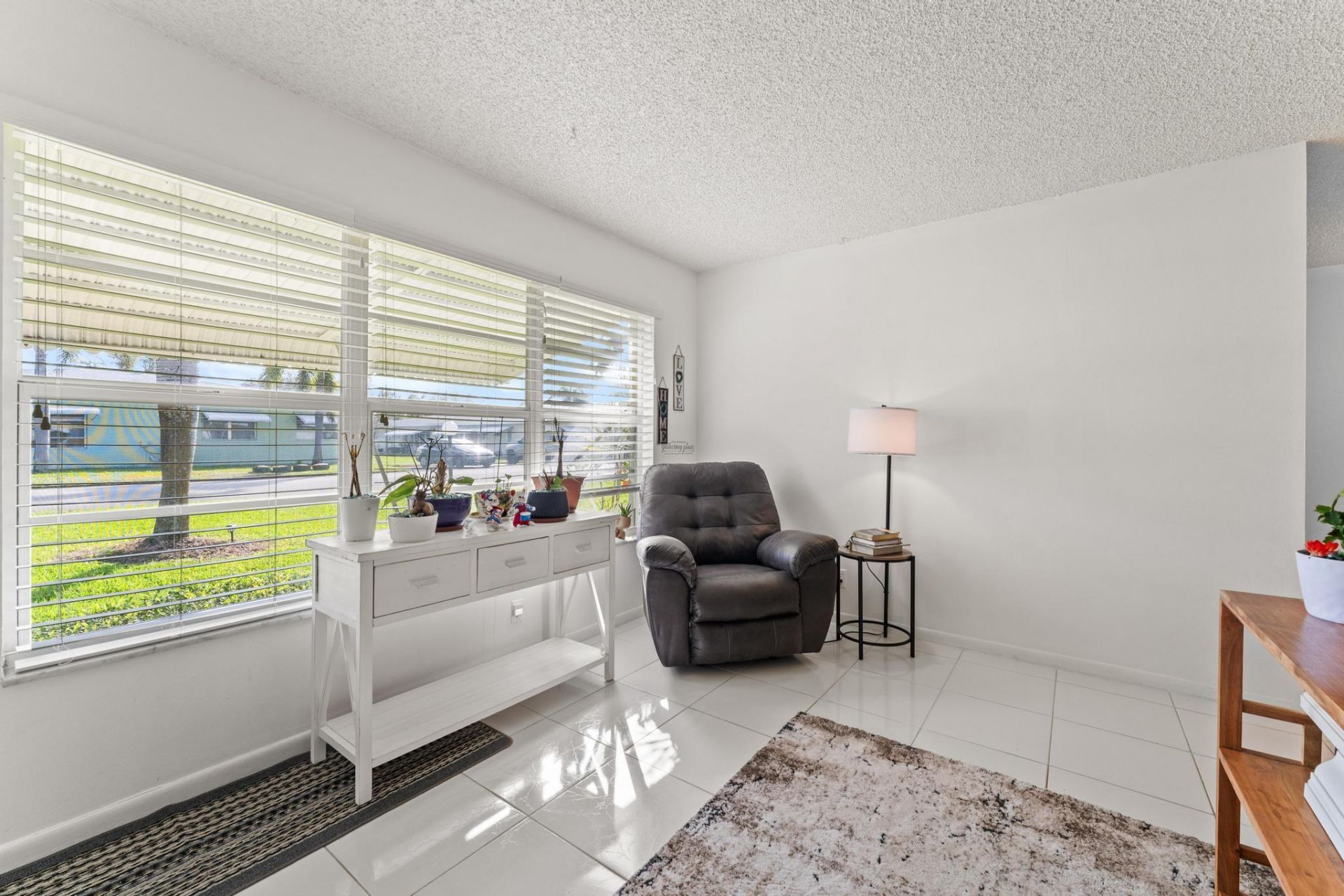 201 Country Lane, Unit B, Boynton Beach, FL 33435 Photo