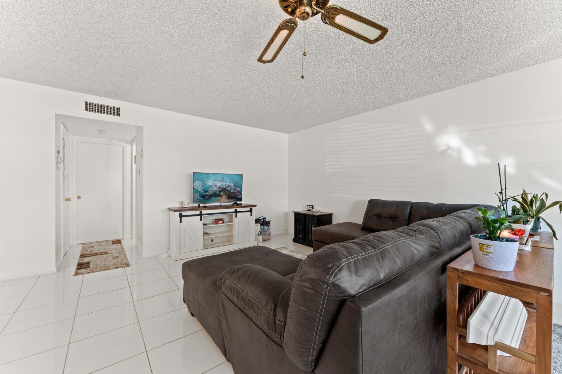 201 Country Lane, Unit B, Boynton Beach, FL 33435 Photo