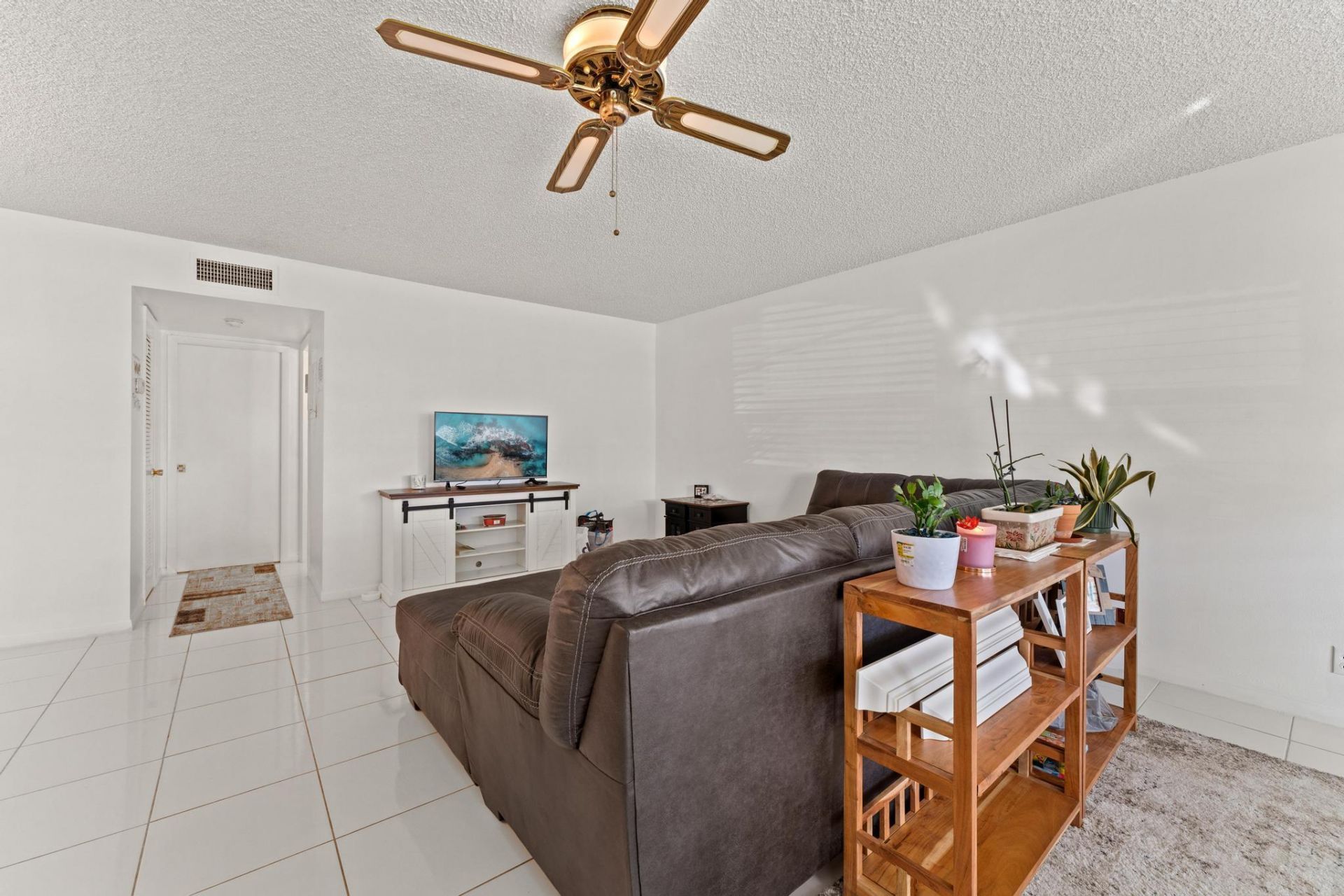 201 Country Lane, Unit B, Boynton Beach, FL 33435 Photo