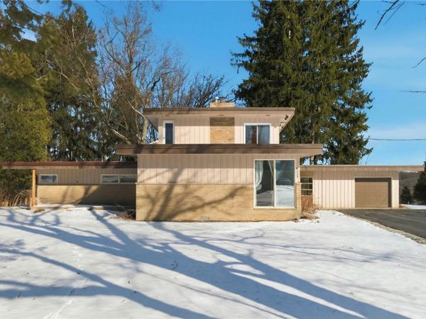 6023 Linwood Dr, Valencia, PA 16059