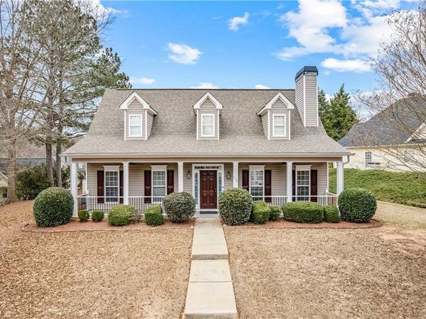 136 Baldwin Court, Newnan, GA 30263