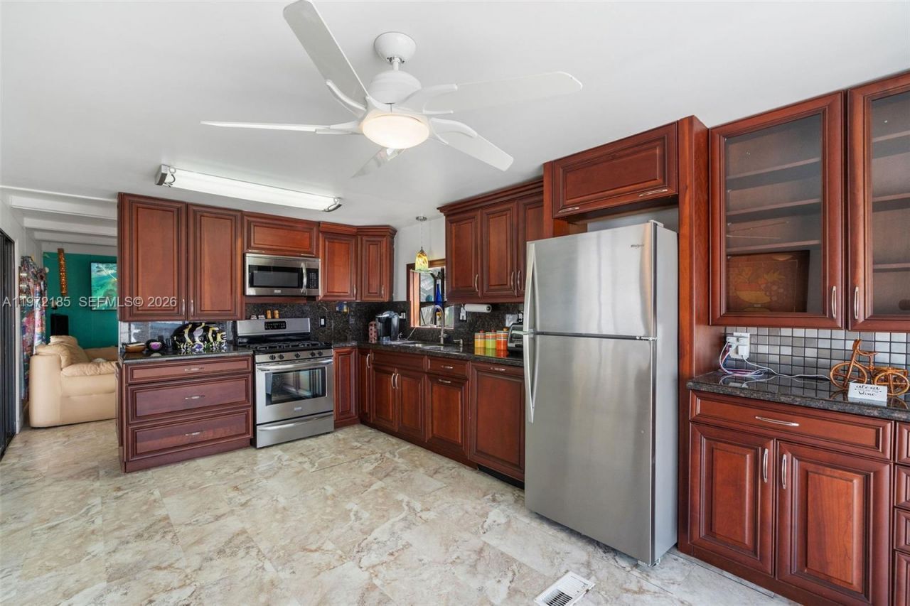 246 Lower Matecumbe Rd, Key Largo, FL 33037 Photo