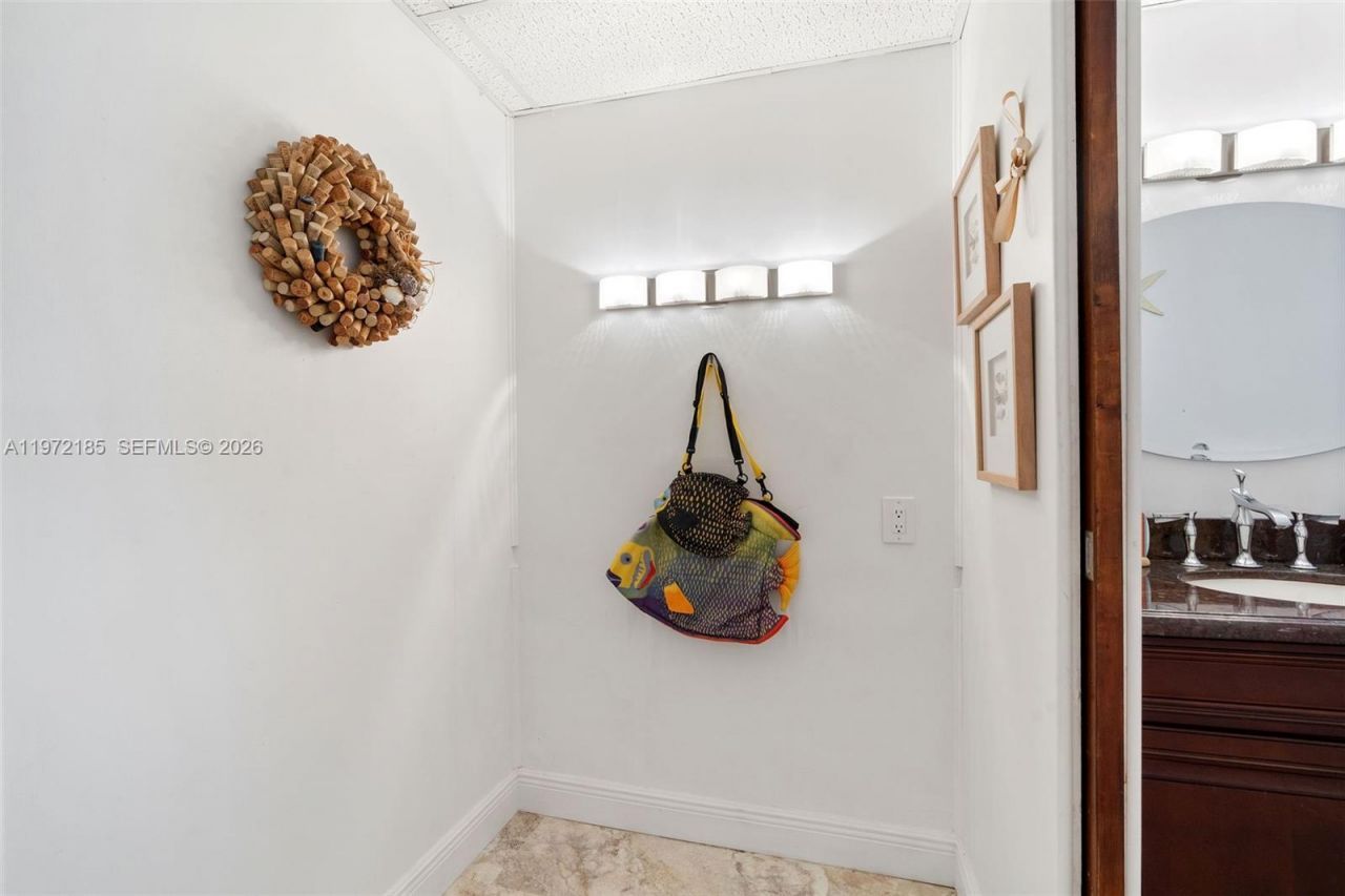 246 Lower Matecumbe Rd, Key Largo, FL 33037 Photo