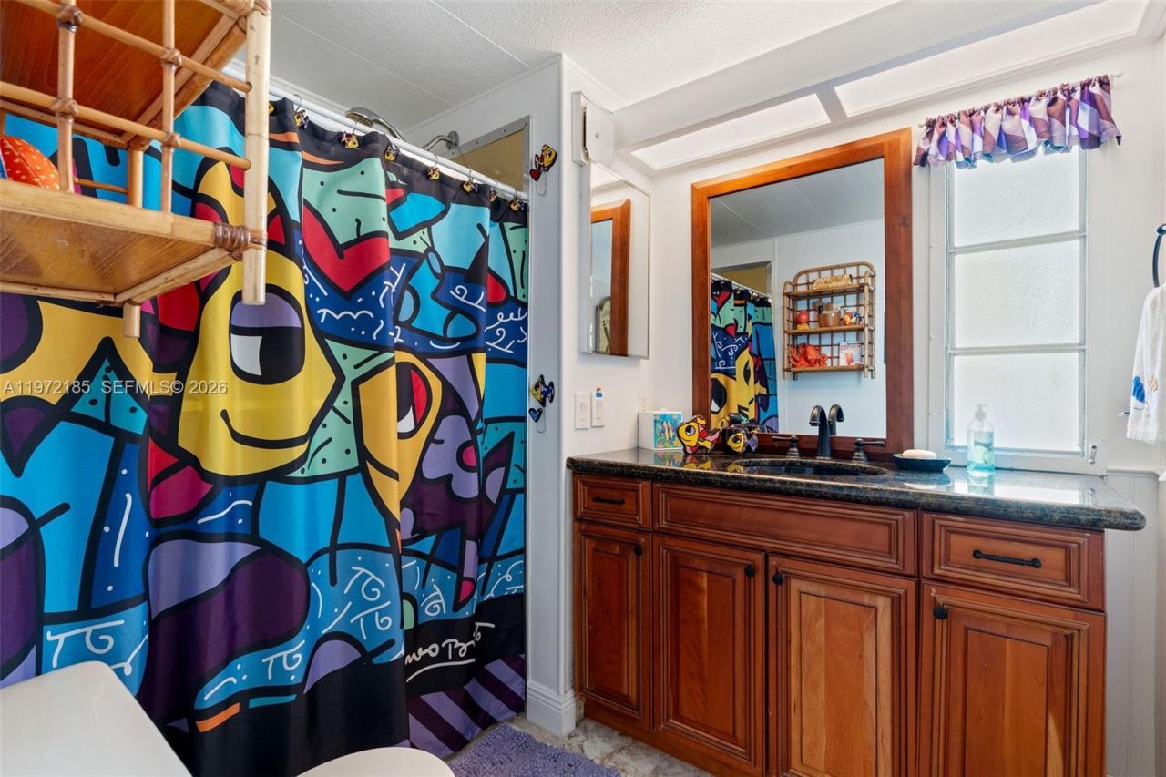 246 Lower Matecumbe Rd, Key Largo, FL 33037 Photo