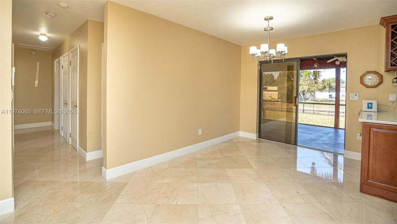 4600 SW 104th Ave, Miami, FL 33165 Photo