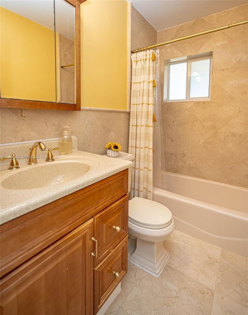 4600 SW 104th Ave, Miami, FL 33165 Photo