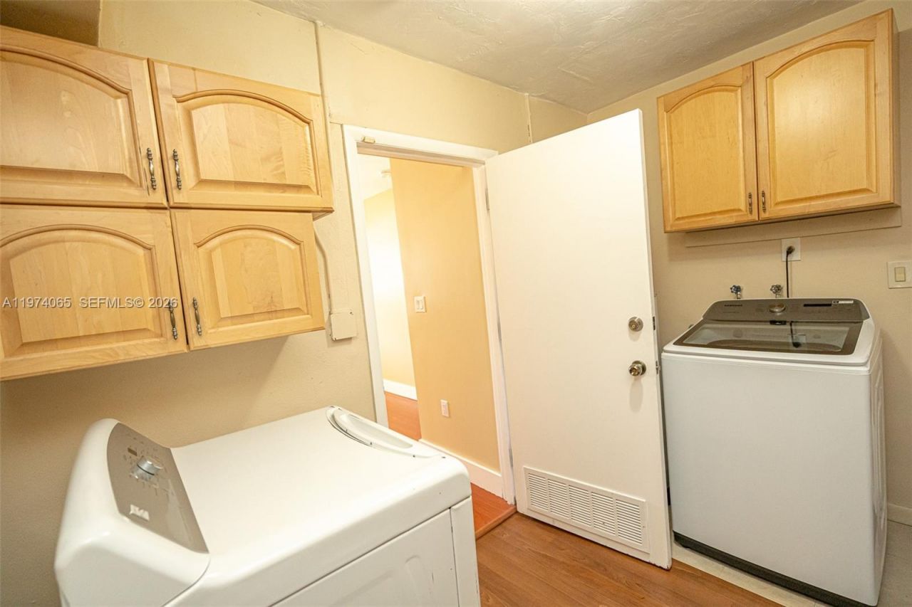 4600 SW 104th Ave, Miami, FL 33165 Photo