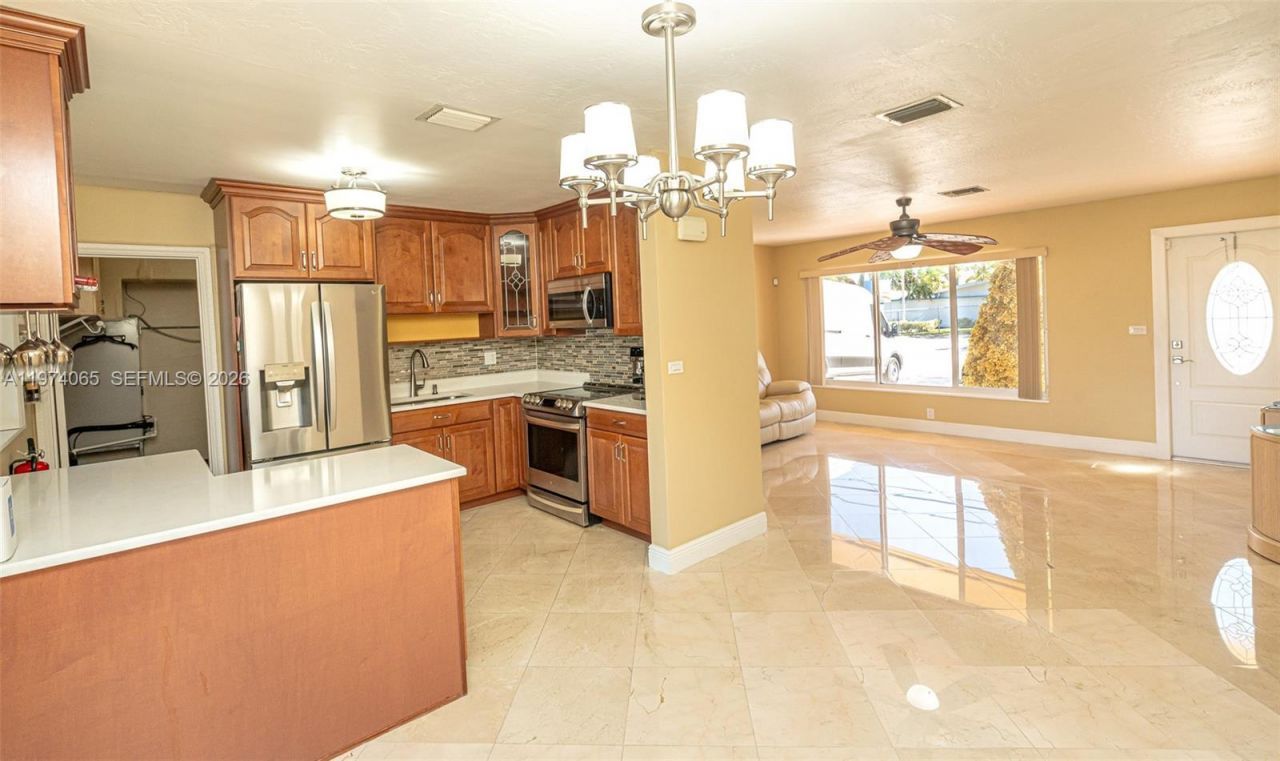 4600 SW 104th Ave, Miami, FL 33165 Photo