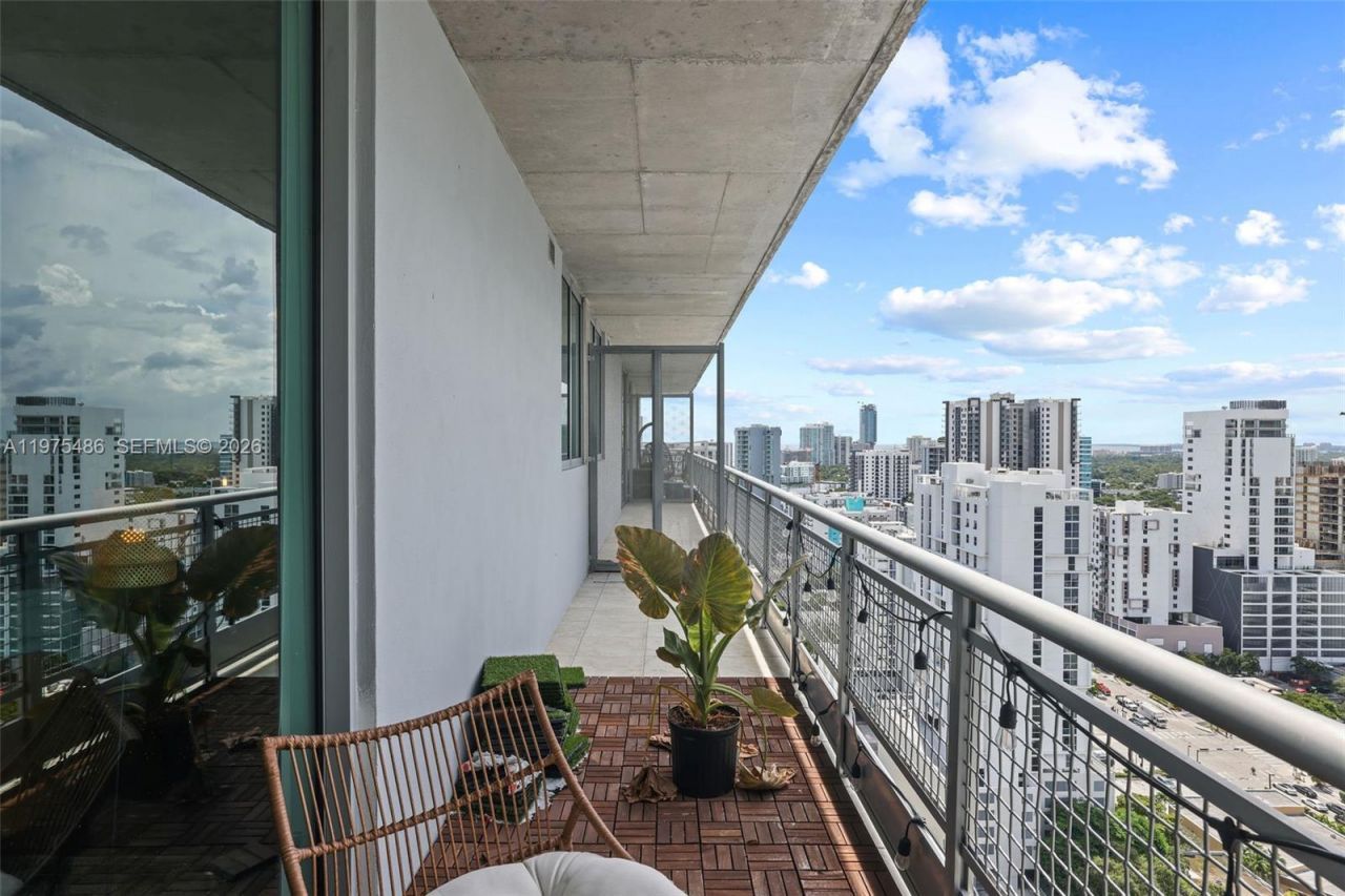 690 SW 1st Ct , Unit 2730, Miami, FL 33130 Photo