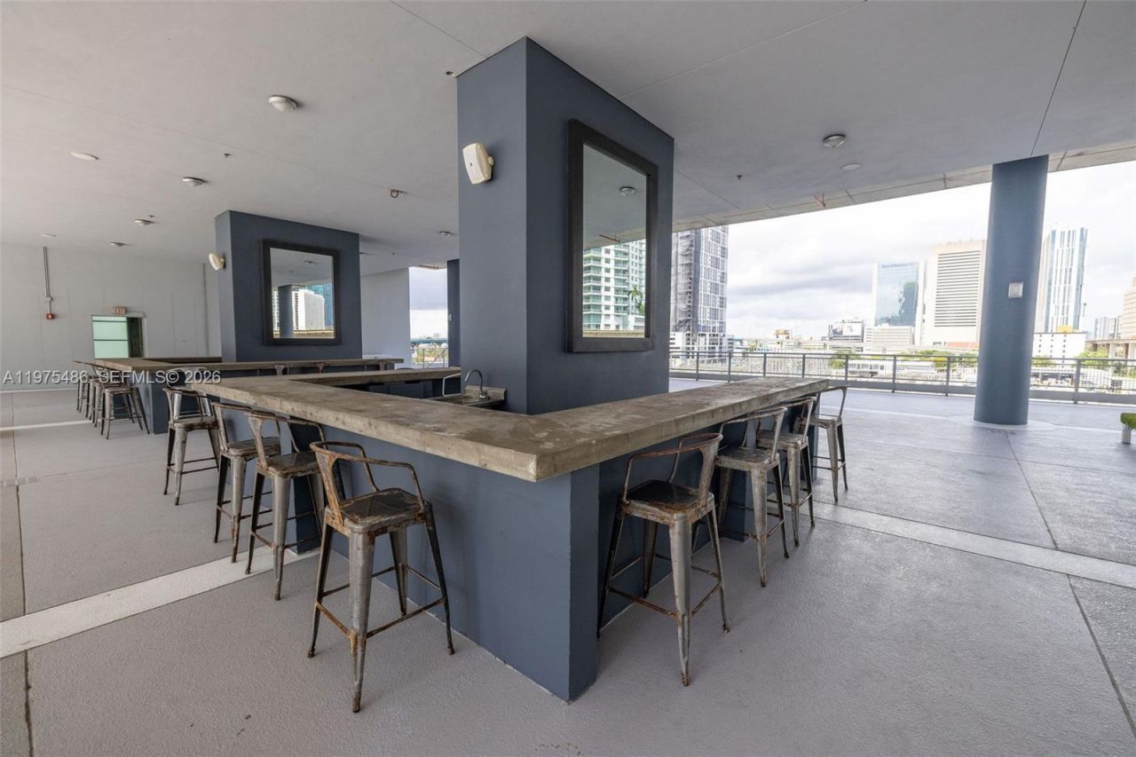 690 SW 1st Ct , Unit 2730, Miami, FL 33130 Photo