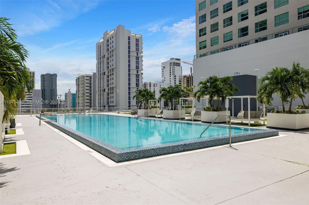 690 SW 1st Ct , Unit 2730, Miami, FL 33130 Photo