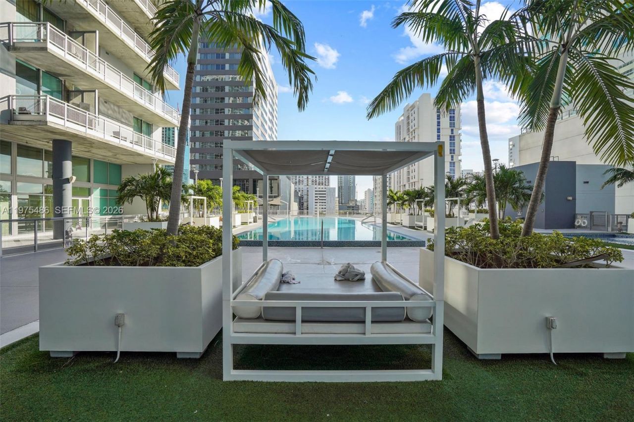 690 SW 1st Ct , Unit 2730, Miami, FL 33130 Photo