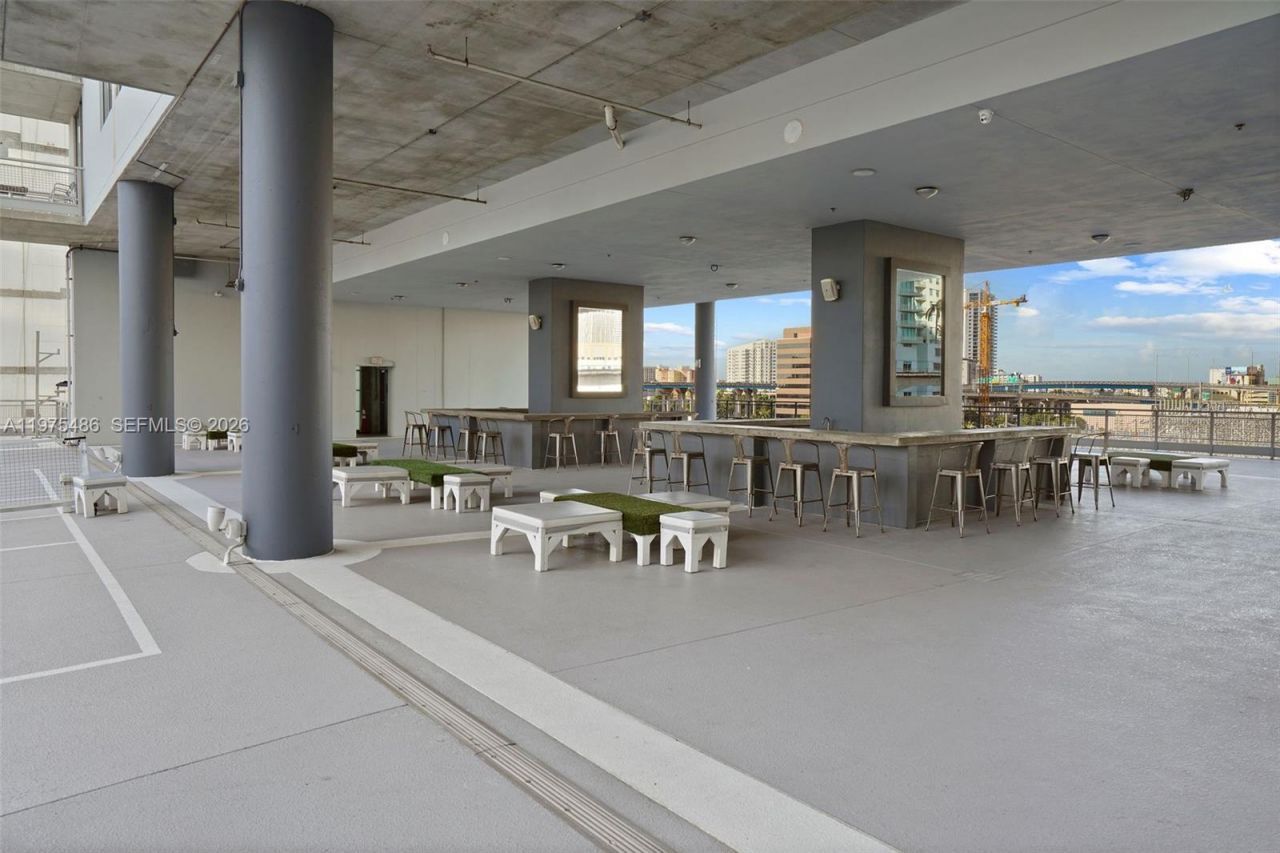 690 SW 1st Ct , Unit 2730, Miami, FL 33130 Photo