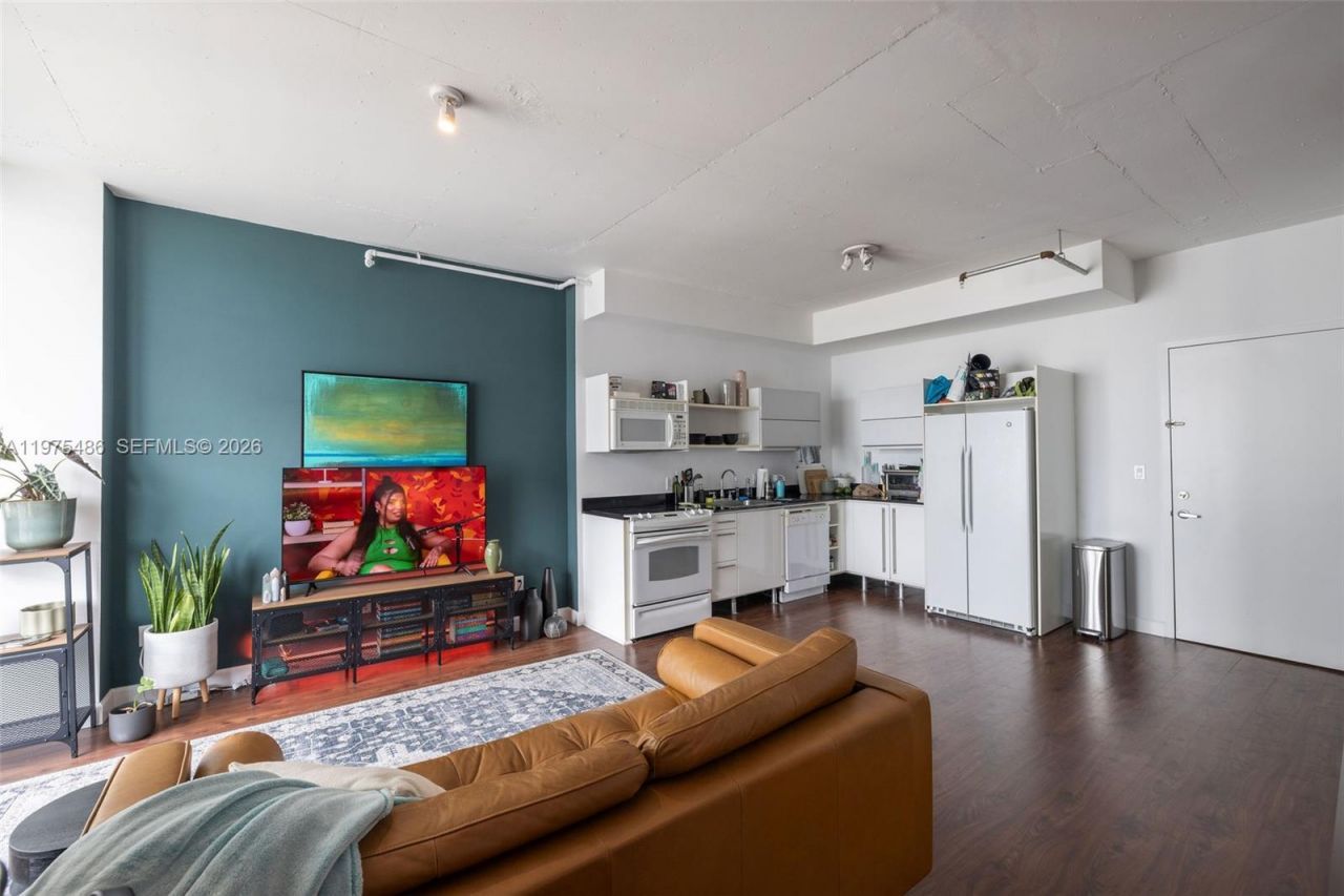 690 SW 1st Ct , Unit 2730, Miami, FL 33130 Photo