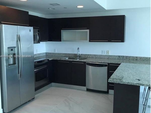 950 Brickell Bay Dr , Unit 3109, Miami, FL 33131