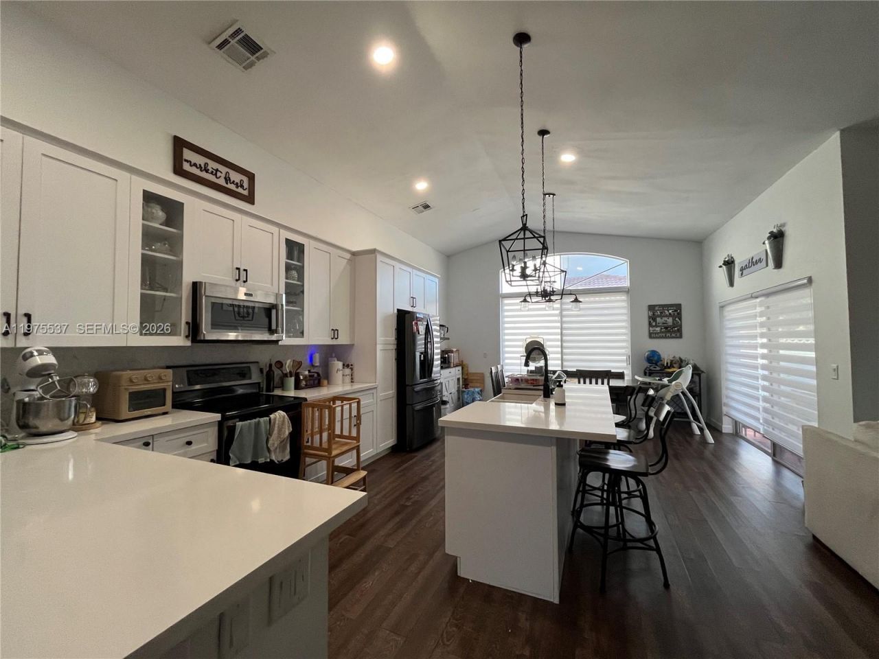 17901 NW 19th St, Pembroke Pines, FL 33029 Photo