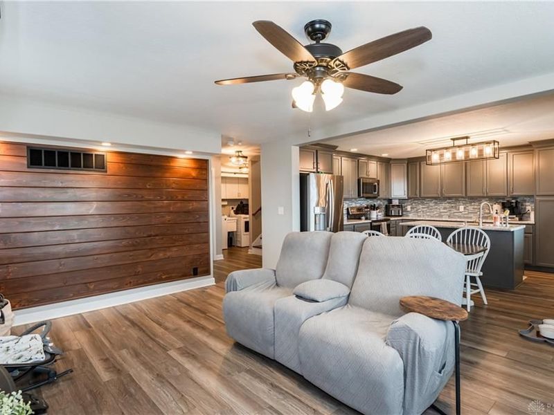 12406 Brookville Pyrmont Road, Brookville, OH 45309 Photo 13