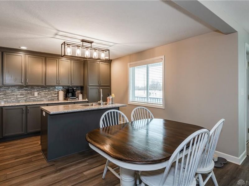 12406 Brookville Pyrmont Road, Brookville, OH 45309 Photo 9