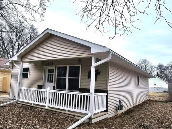 1906 MITCHELL STREET, Oshkosh, WI 54901