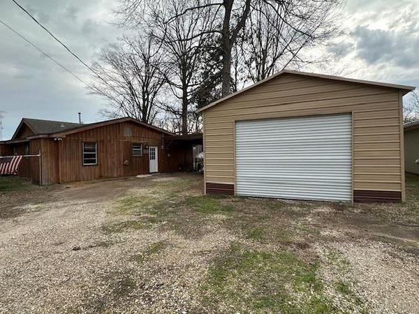 106 Murphy Rd, Sardis, MS 38666