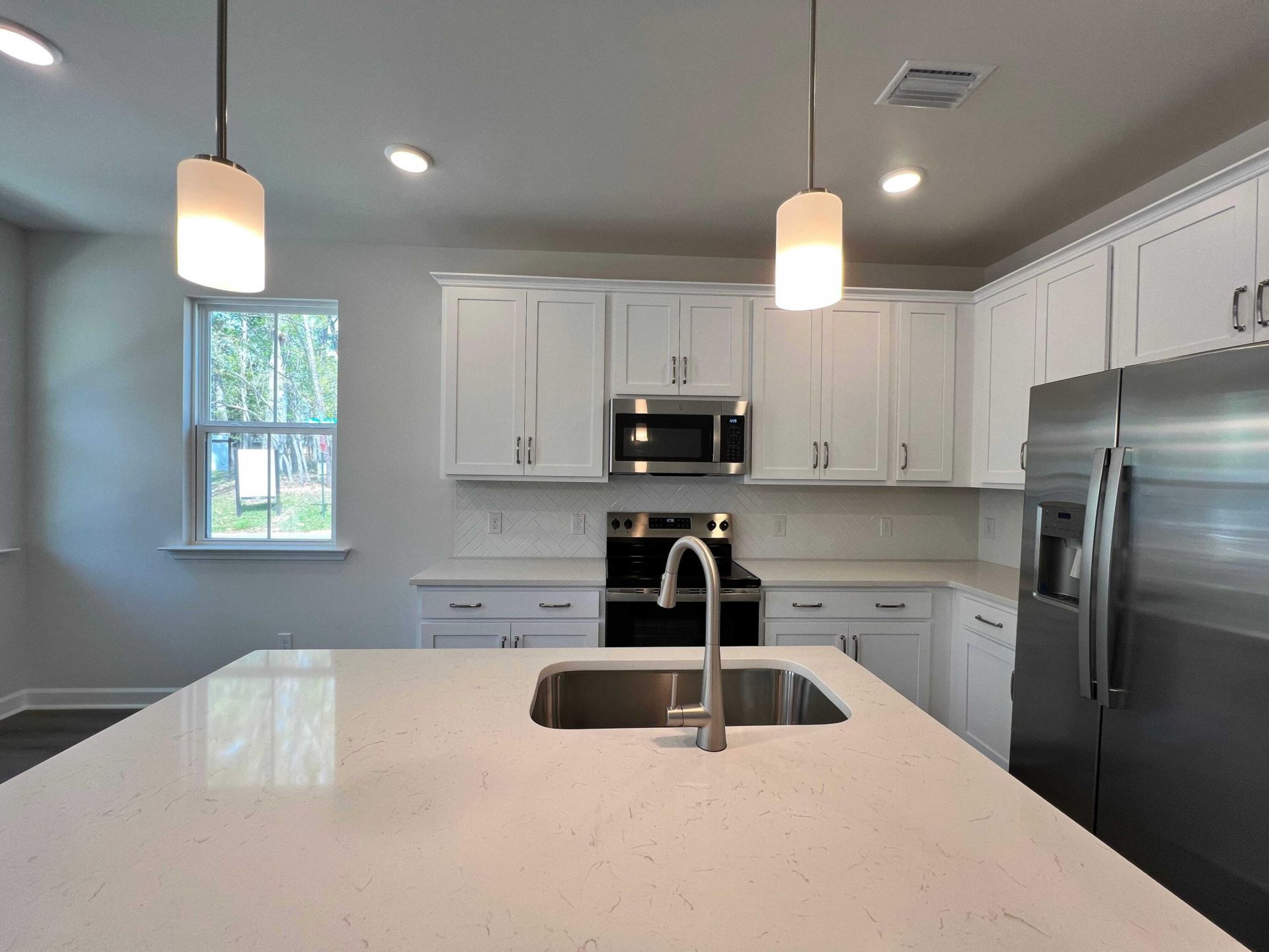 451 Martins Creek Boulevard Photo 4