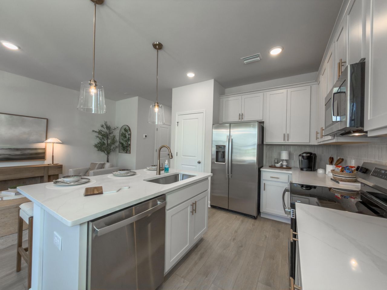 467 Martins Creek Boulevard Photo 4