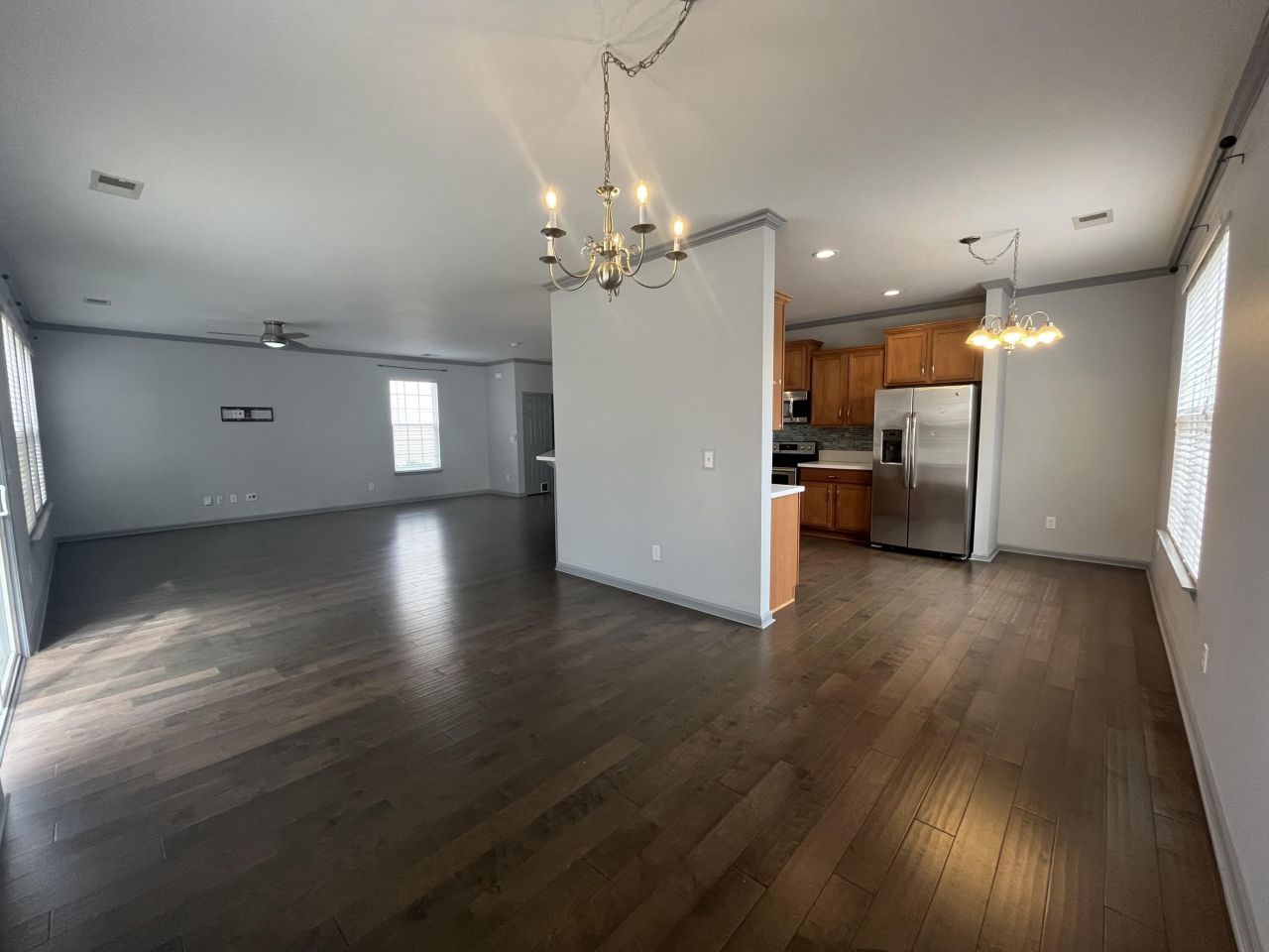 242 Medford Drive Photo 7