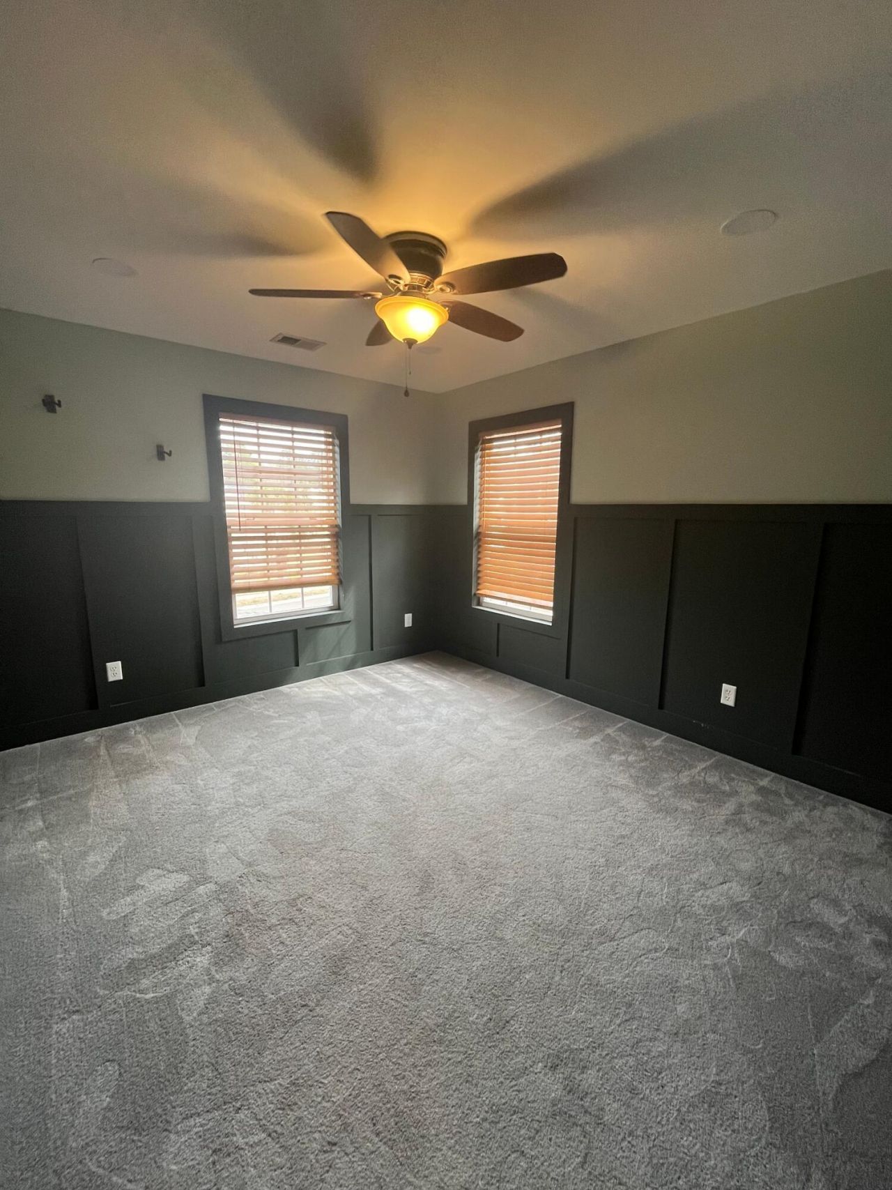 242 Medford Drive Photo 9