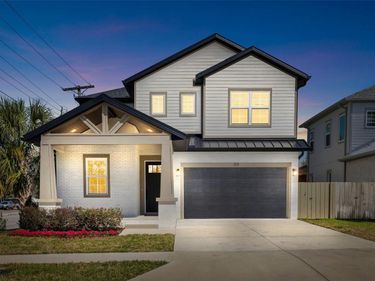 213 W GIDDENS AVENUE , TAMPA, FL 33603