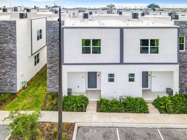 653 TRIKOMO DRIVE , DAVENPORT, FL 33896