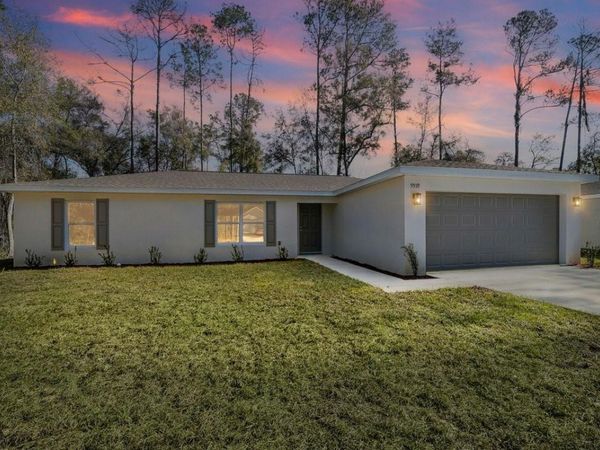 1821 W WATER LILY DRIVE , CITRUS SPRINGS, FL 34434