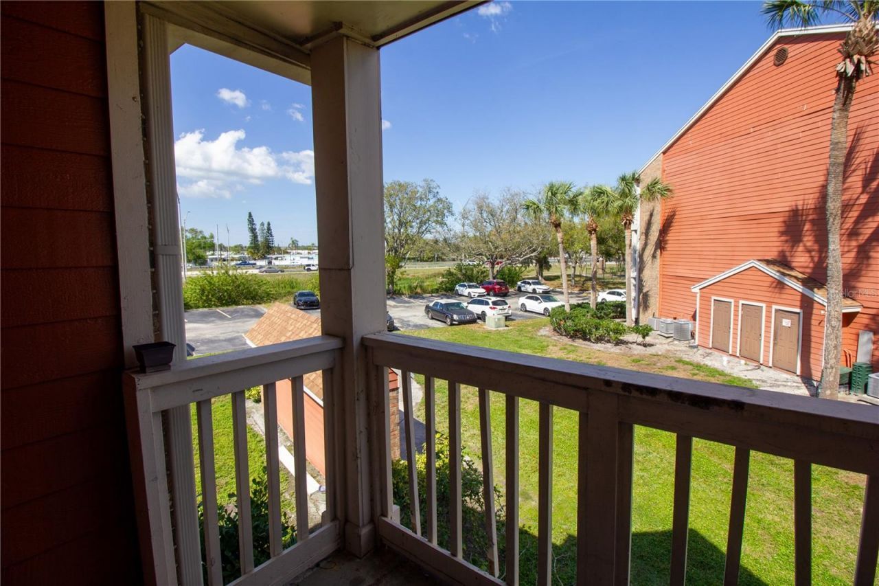 10200 Gandy Boulevard N, Unit 402, Saint Petersburg, FL 33702 Photo