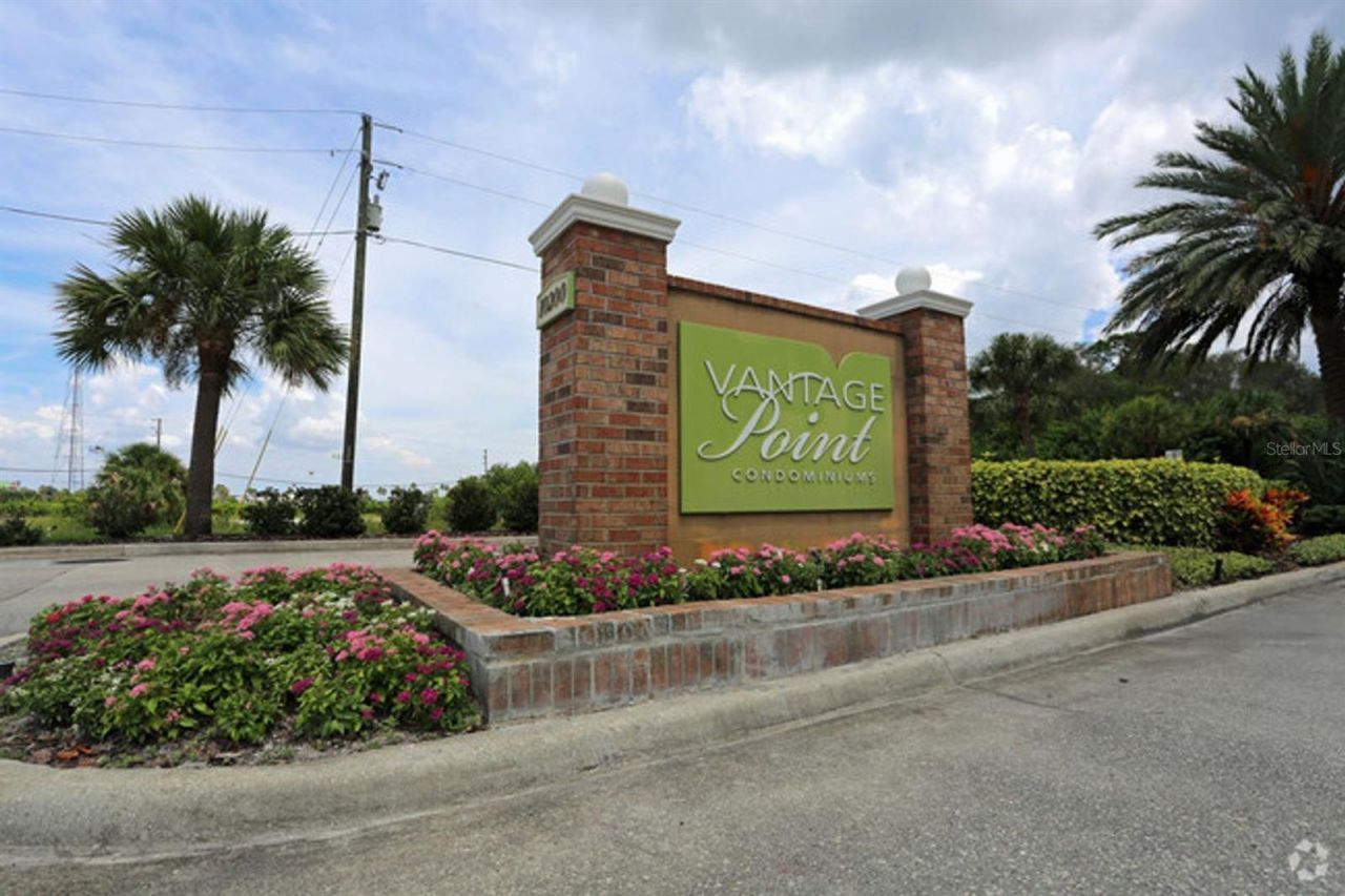 10200 Gandy Boulevard N, Unit 402, Saint Petersburg, FL 33702 Photo