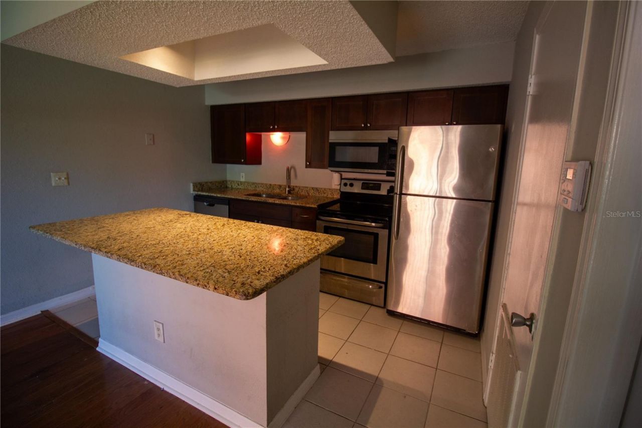 10200 Gandy Boulevard N, Unit 402, Saint Petersburg, FL 33702 Photo