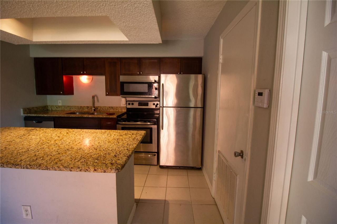 10200 Gandy Boulevard N, Unit 402, Saint Petersburg, FL 33702 Photo