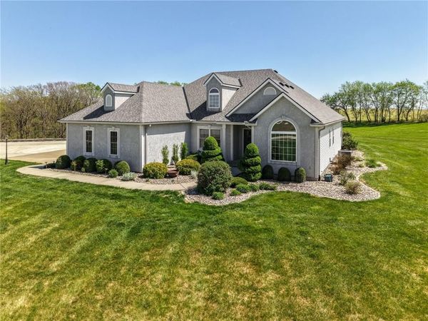 19255 Lane Tree Drive, Platte City, MO 64079