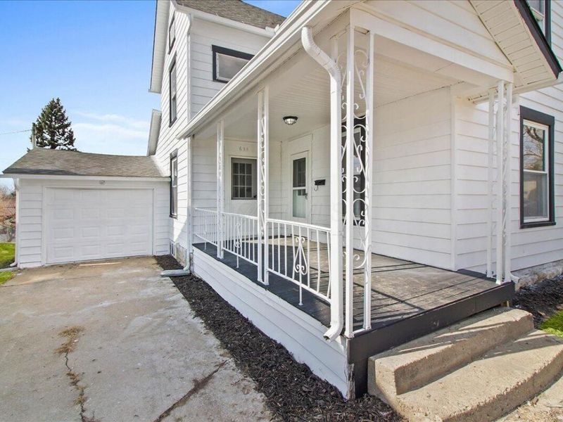 633 N Detroit Street, Bellefontaine, OH 43311 Photo 4