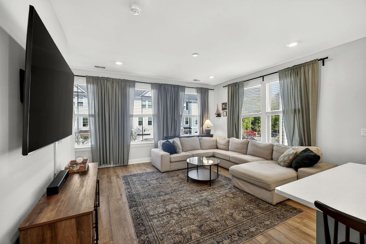 1243 Tice Lane Photo 16