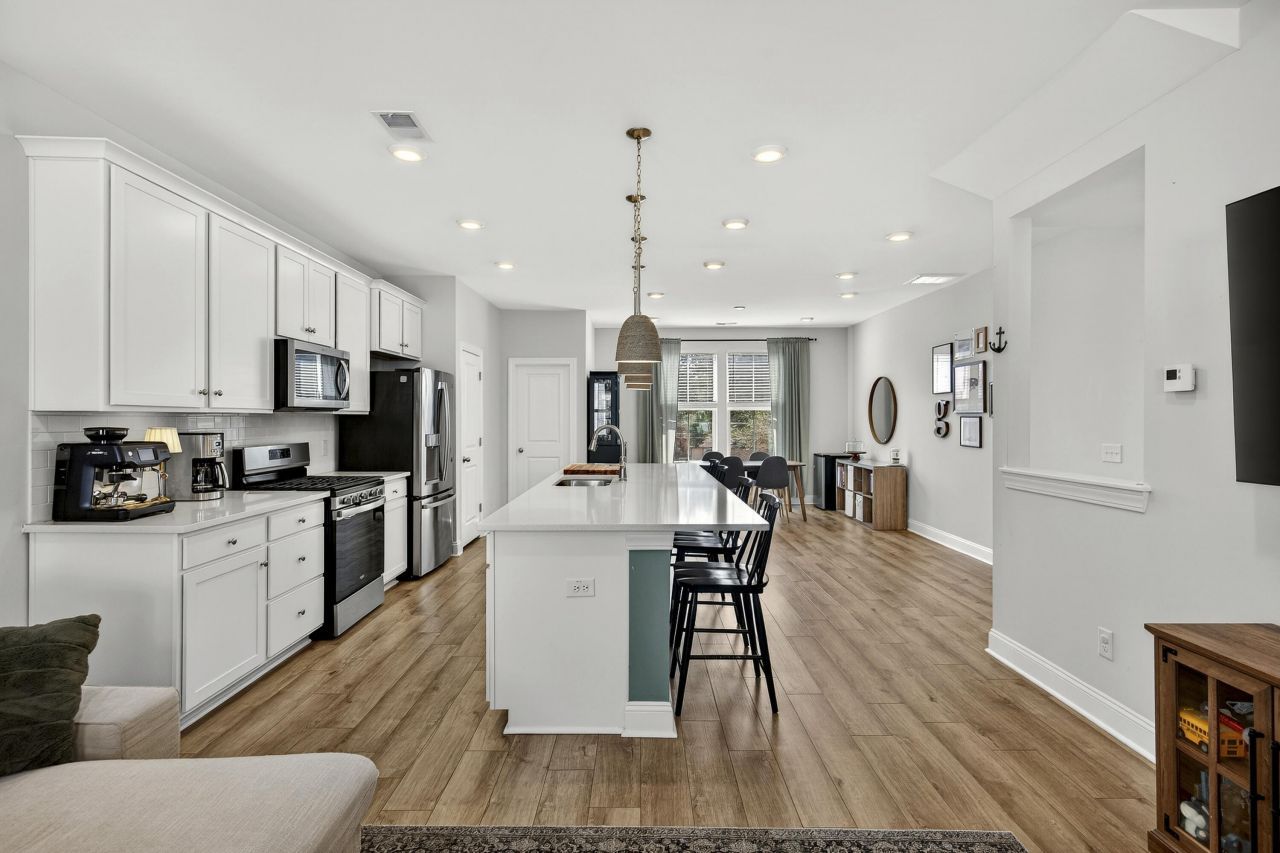 1243 Tice Lane Photo 19