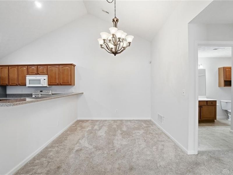 682 Sagamon Drive, Beavercreek, OH 45434 Photo 12