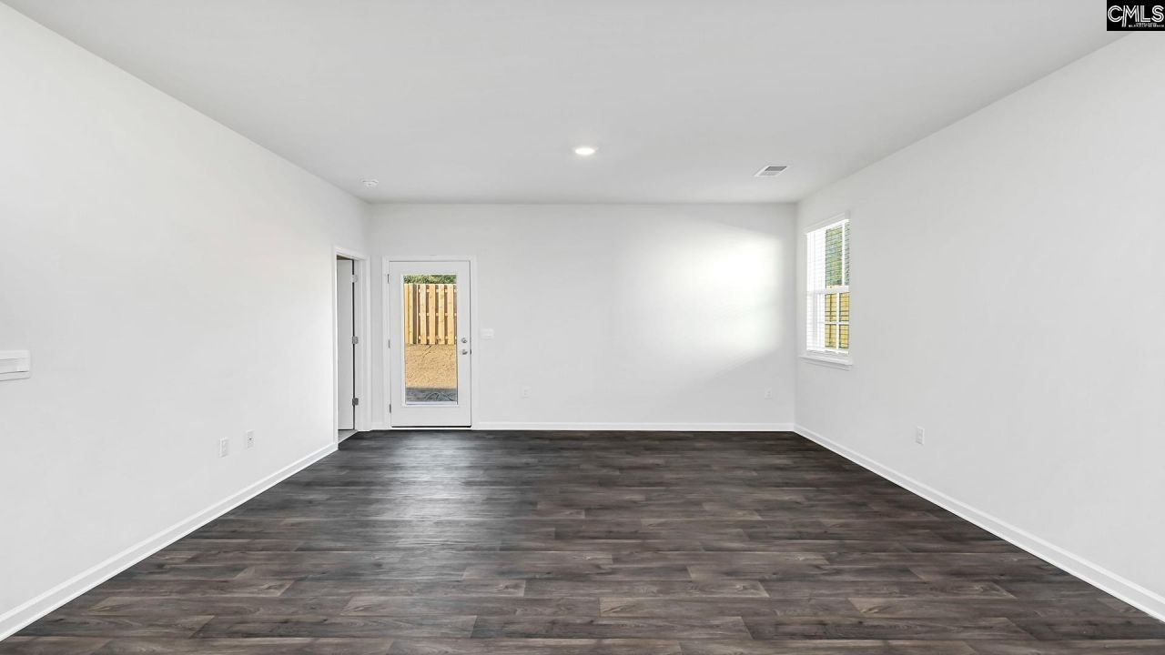 1021 Grand Oaks Drive Photo 11