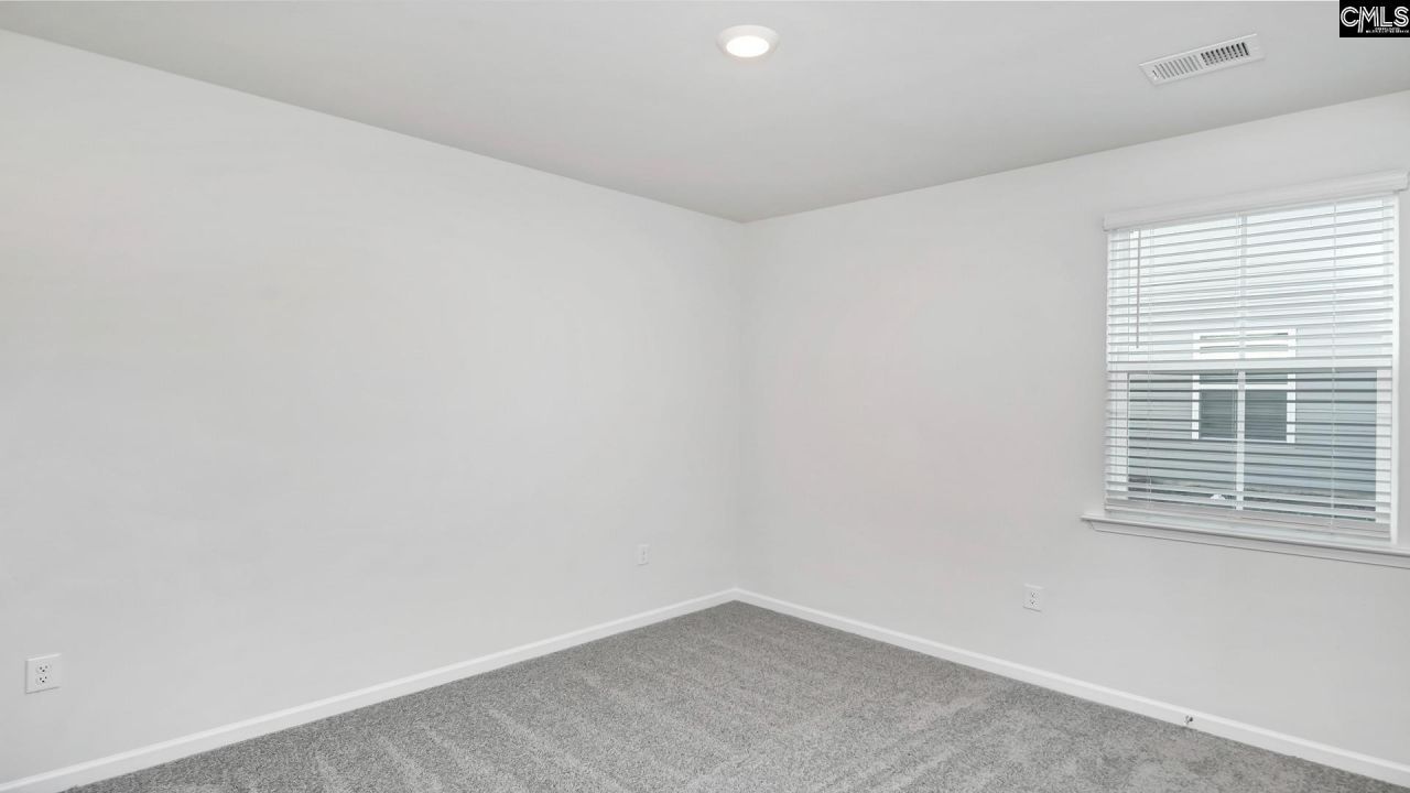 1021 Grand Oaks Drive Photo 12