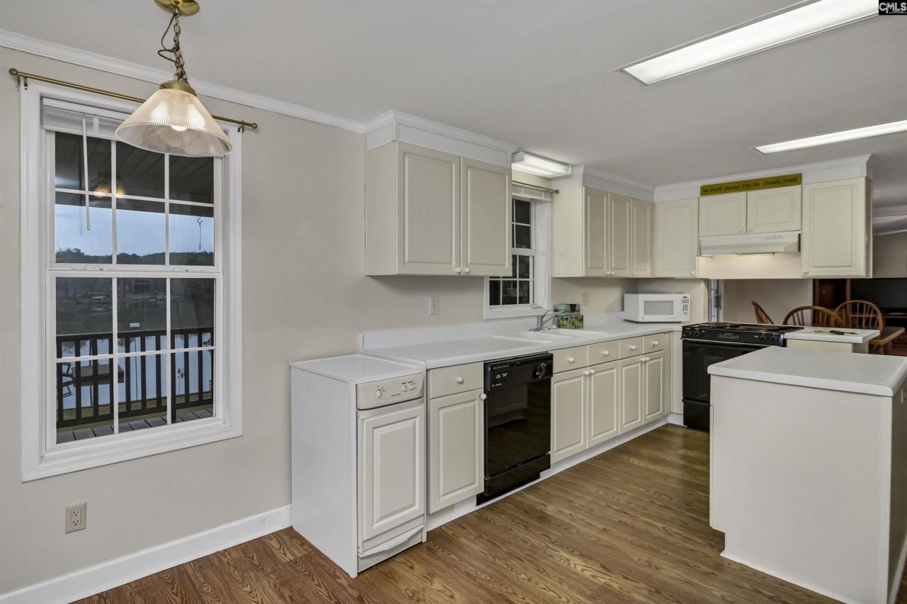 1383 Kingfisher Drive Photo 35