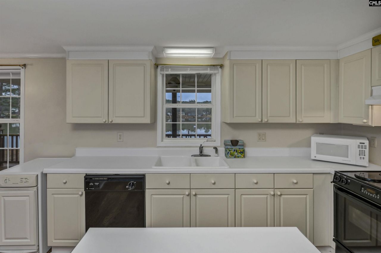 1383 Kingfisher Drive Photo 39