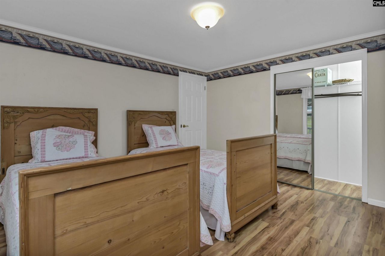 1383 Kingfisher Drive Photo 41