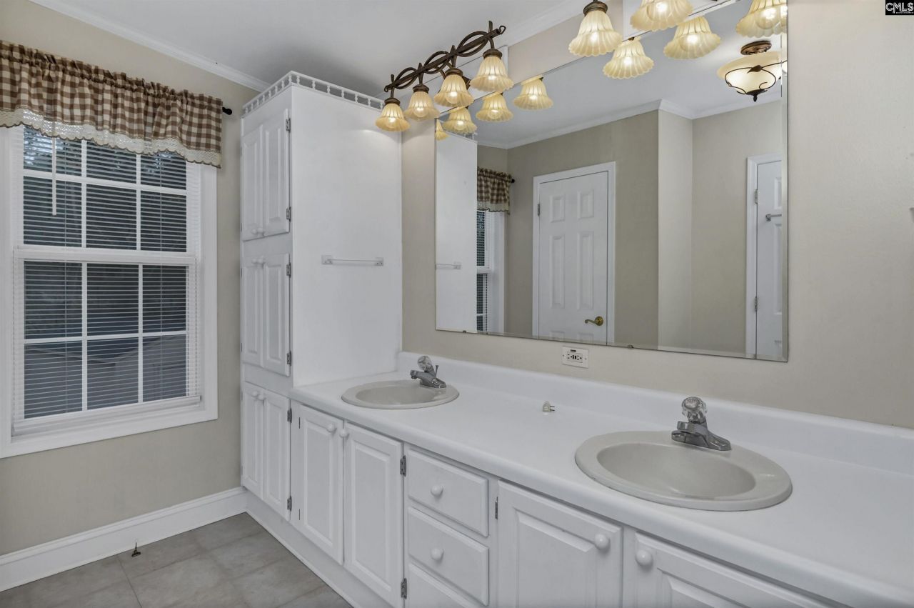 1383 Kingfisher Drive Photo 48